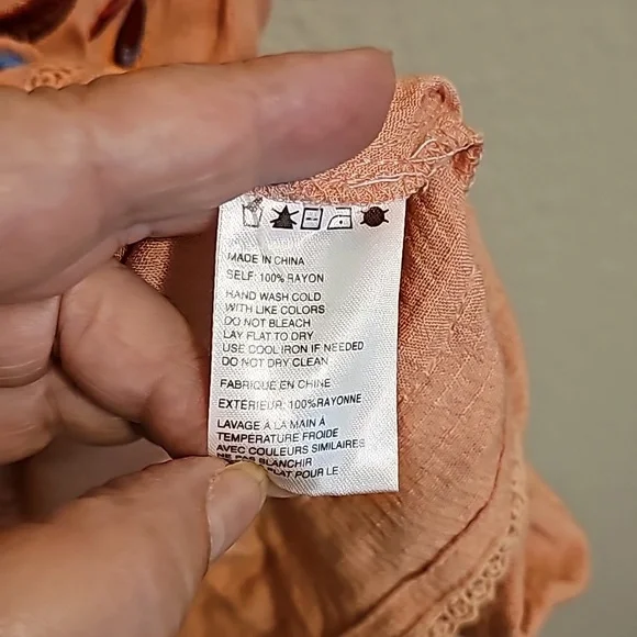 Embroideried Paper Crane Top - Picture 4 of 4